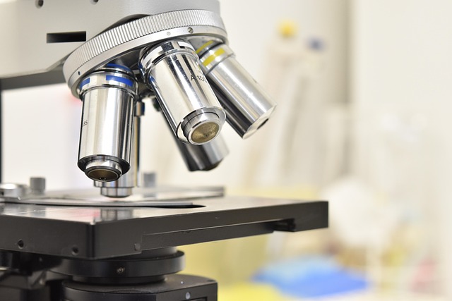 用于制備高耐磨、高韌性聚氨酯地坪漆和防腐涂料的聚醚330N